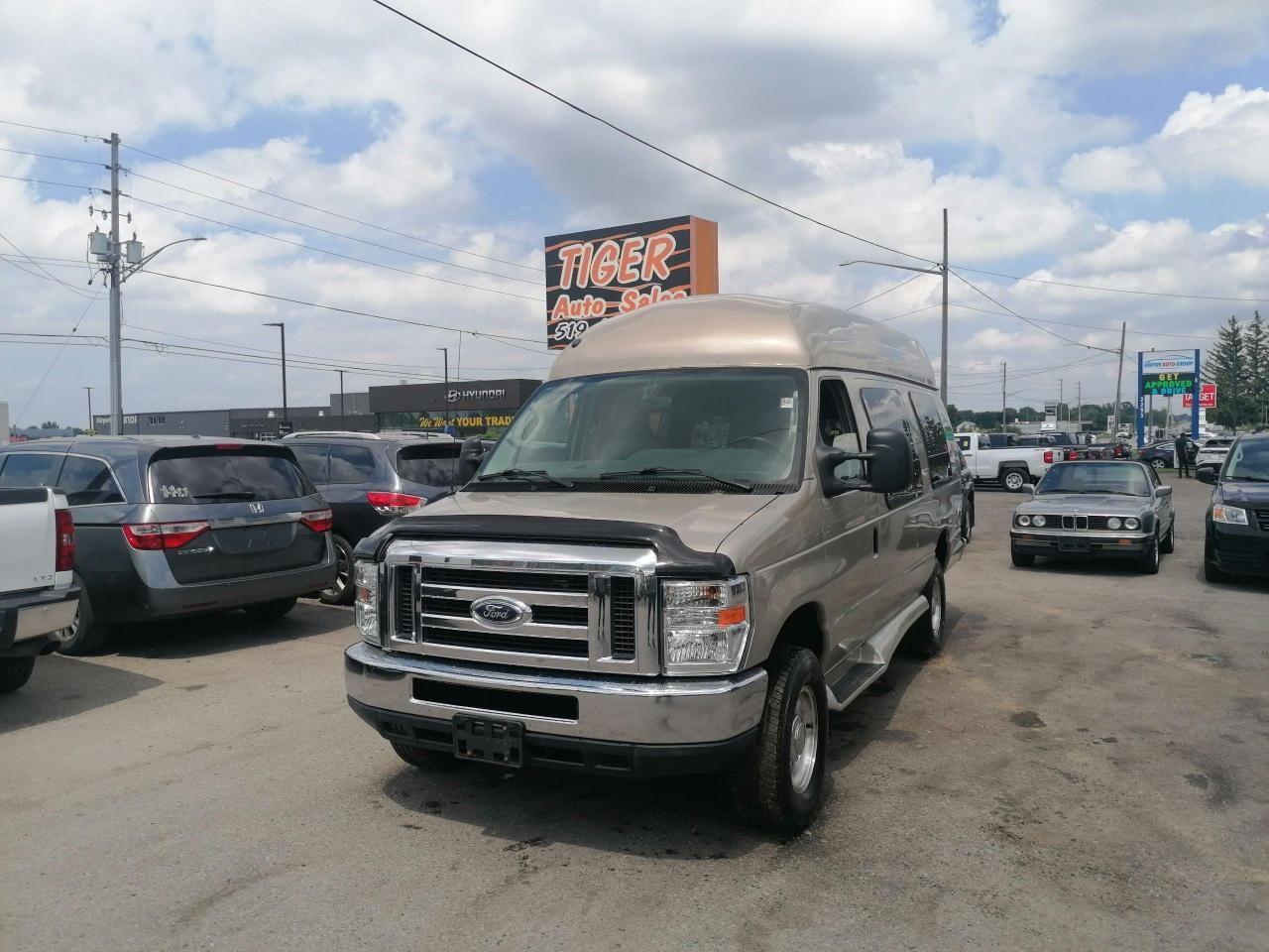 2013 Ford Econoline -0