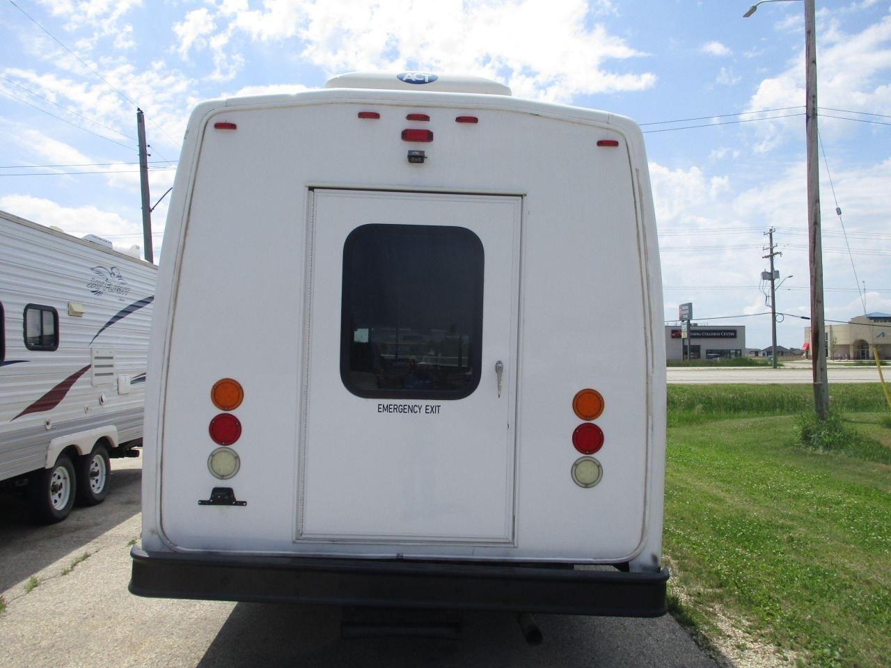 2013 Ford Econoline -4