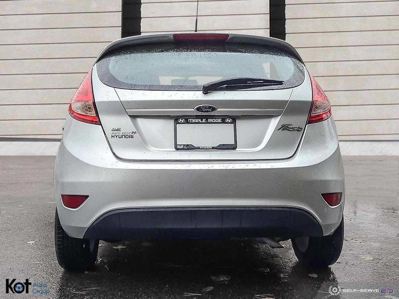 2013 Ford Fiesta SE-4
