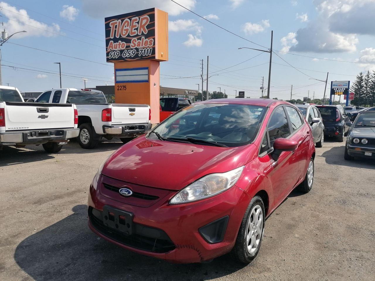 2013 Ford Fiesta SE-0