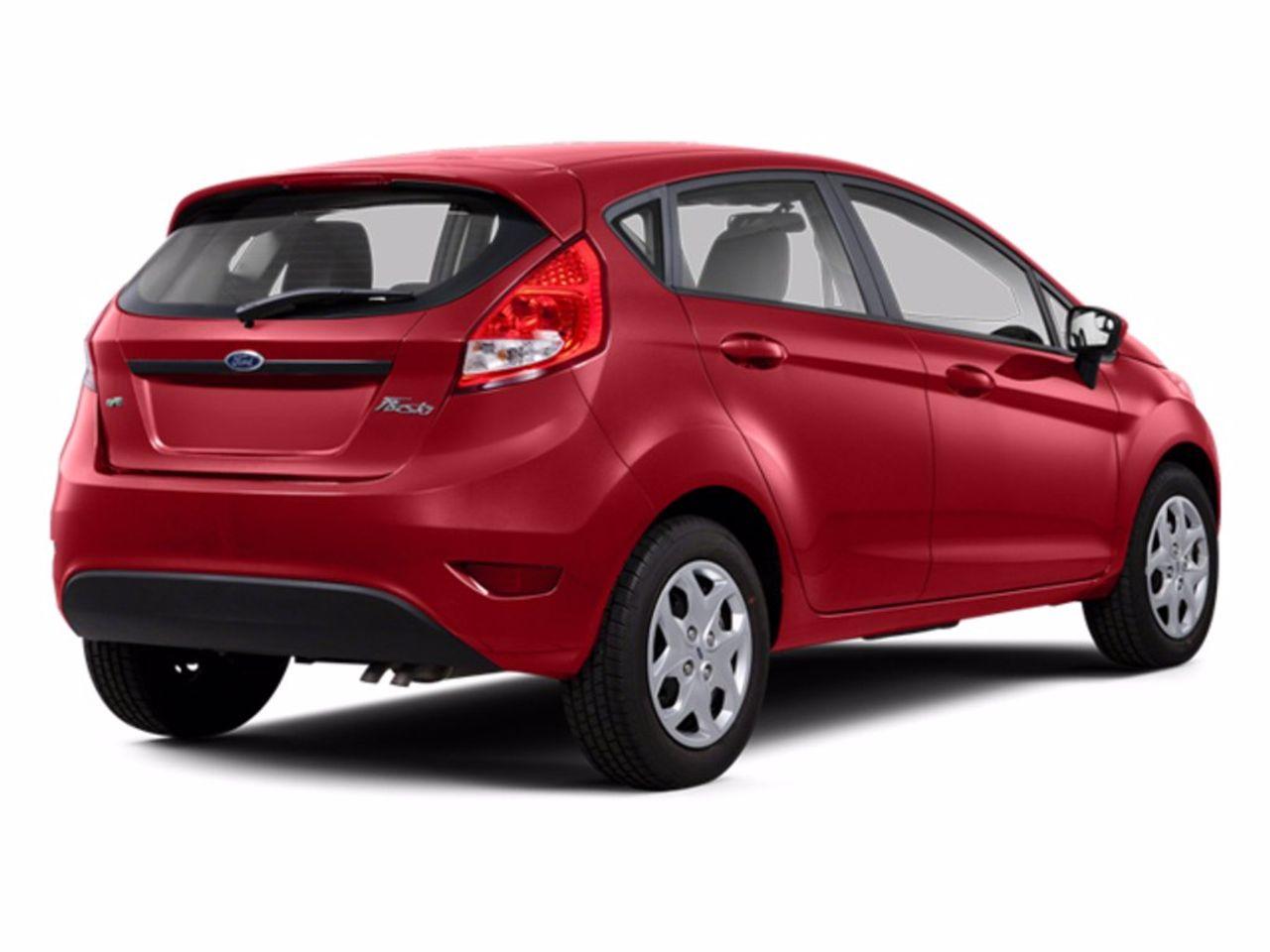 2013 Ford Fiesta Titanium-4