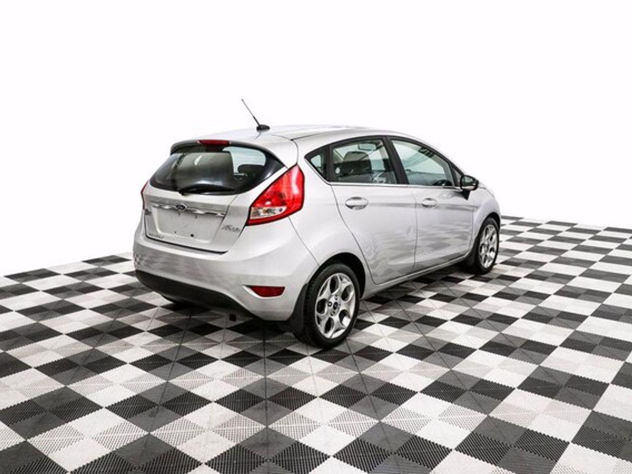 2013 Ford Fiesta Titanium-4