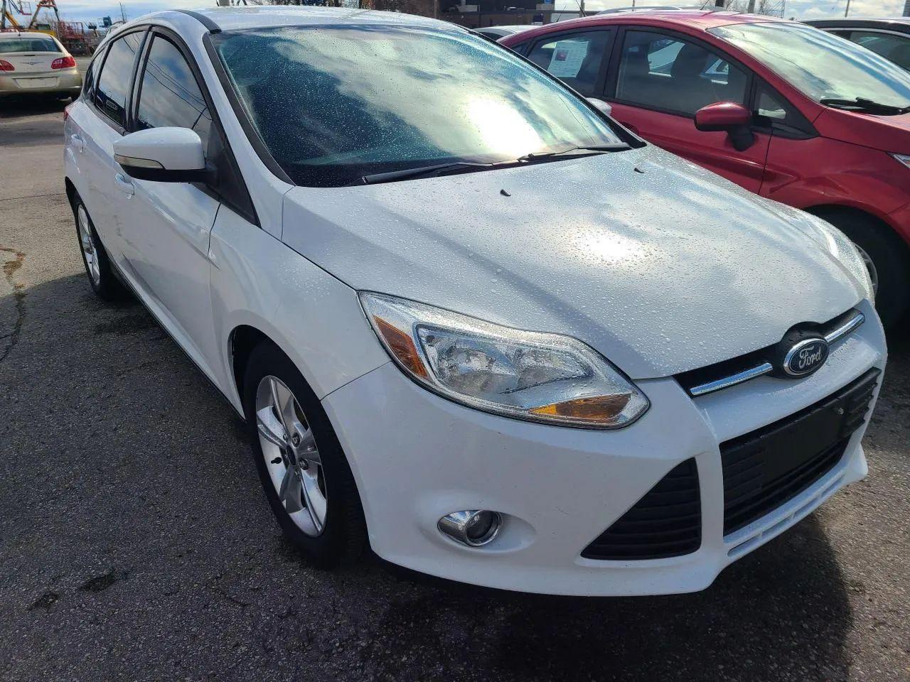 2013 Ford Focus SE-2