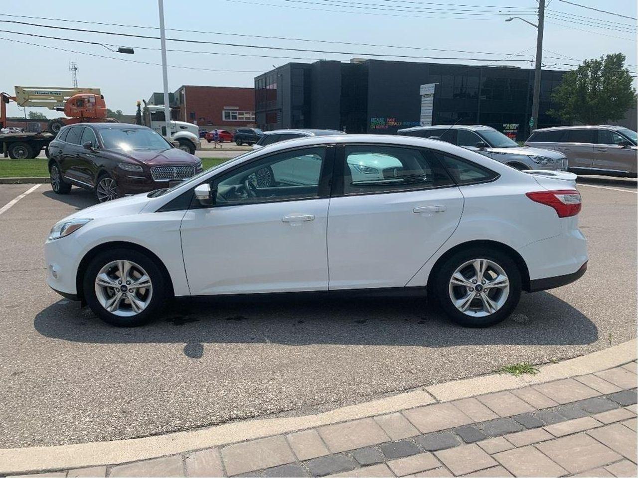 2013 Ford Focus SE-3