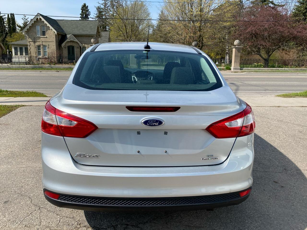 2013 Ford Focus SE-2