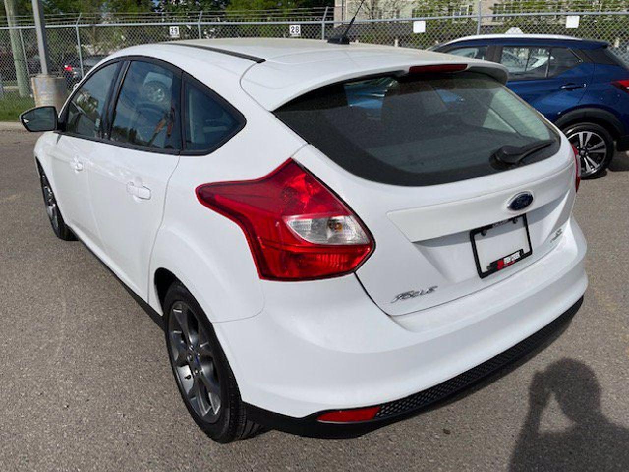 2013 Ford Focus SE-3