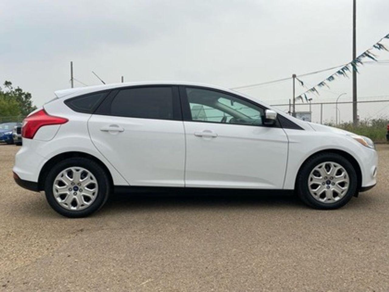 2013 Ford Focus SE-3