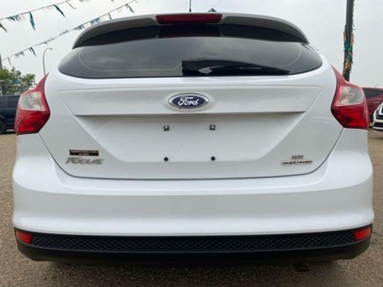 2013 Ford Focus SE-4