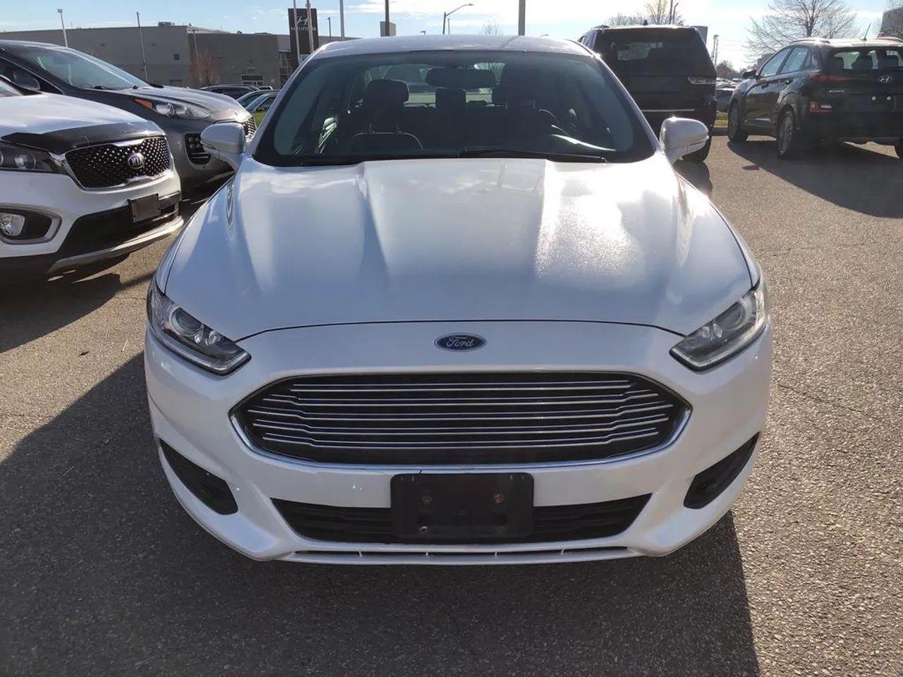 2013 Ford Fusion SE-1