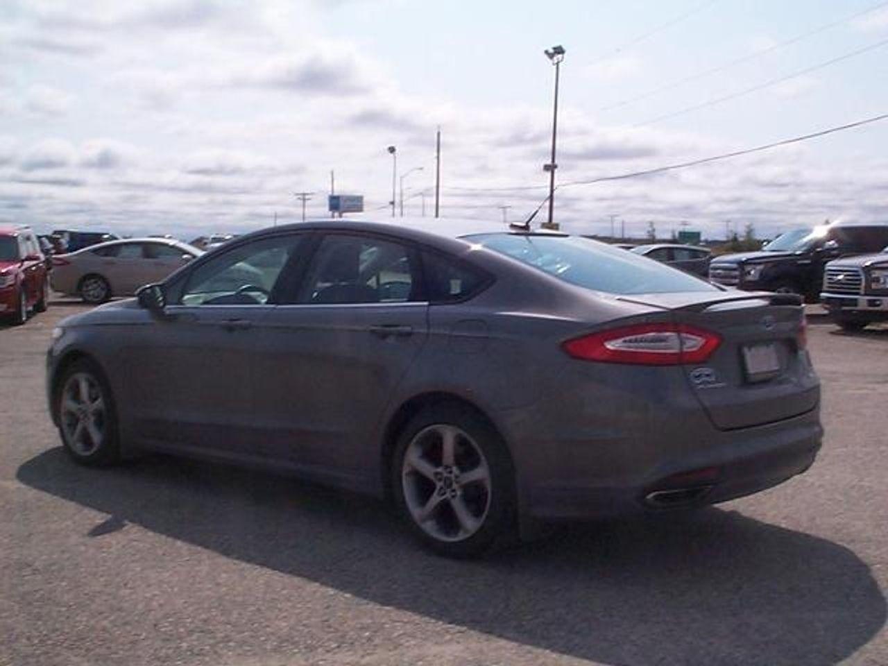 2013 Ford Fusion SE-3