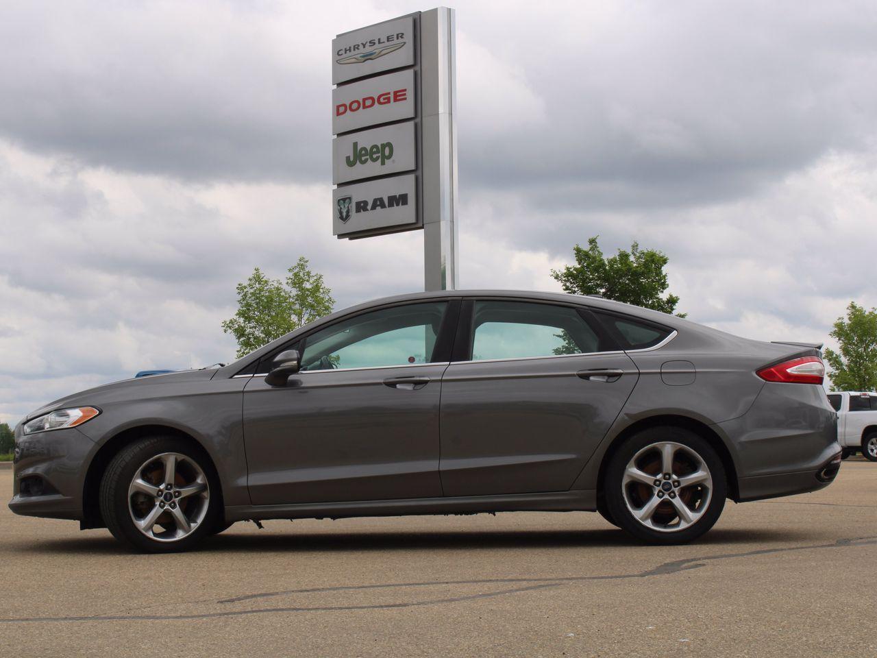 2013 Ford Fusion SE-3