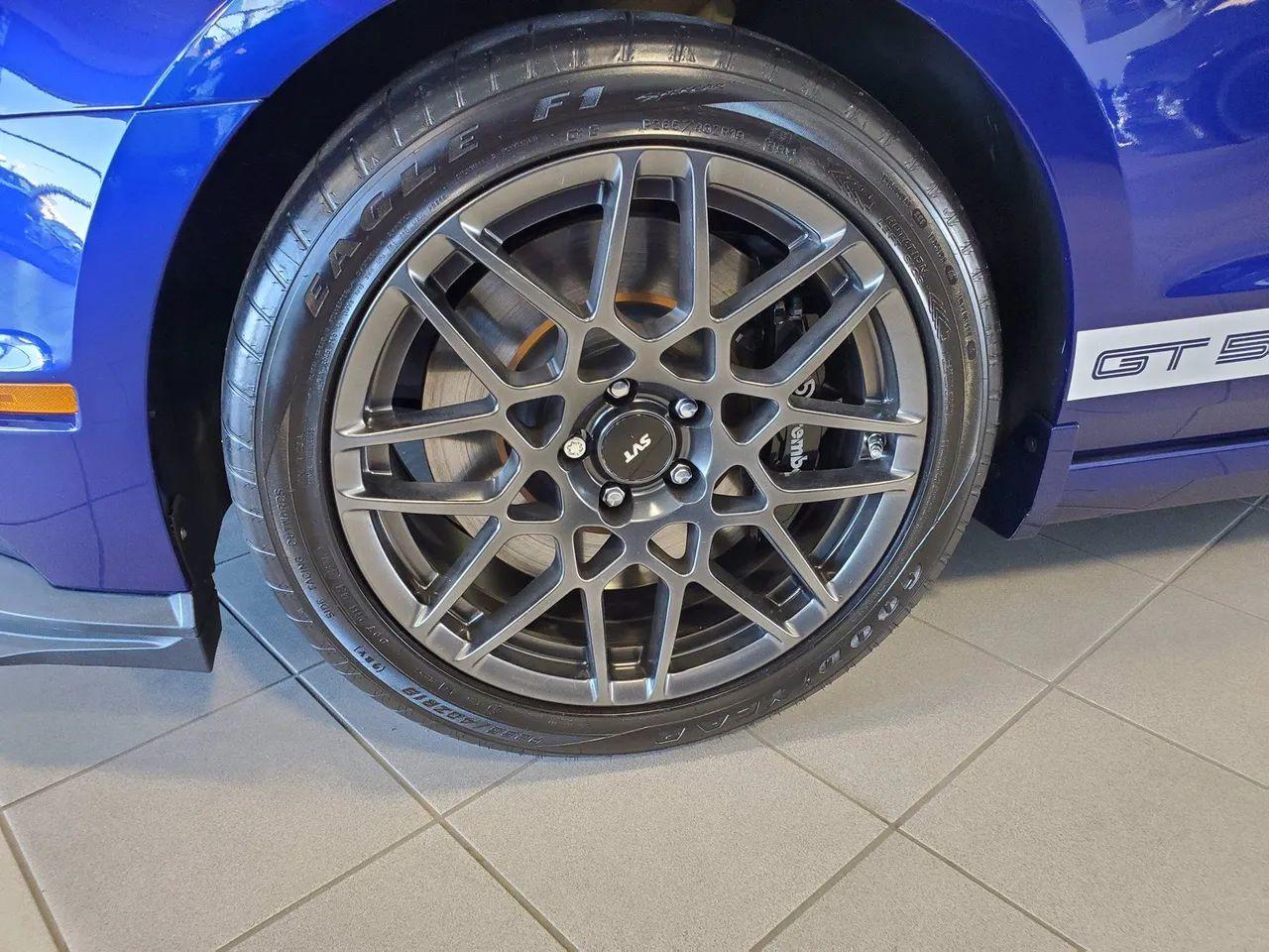 2013 Ford Shelby GT500 -1