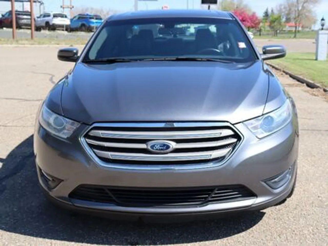 2013 Ford Taurus SEL-3