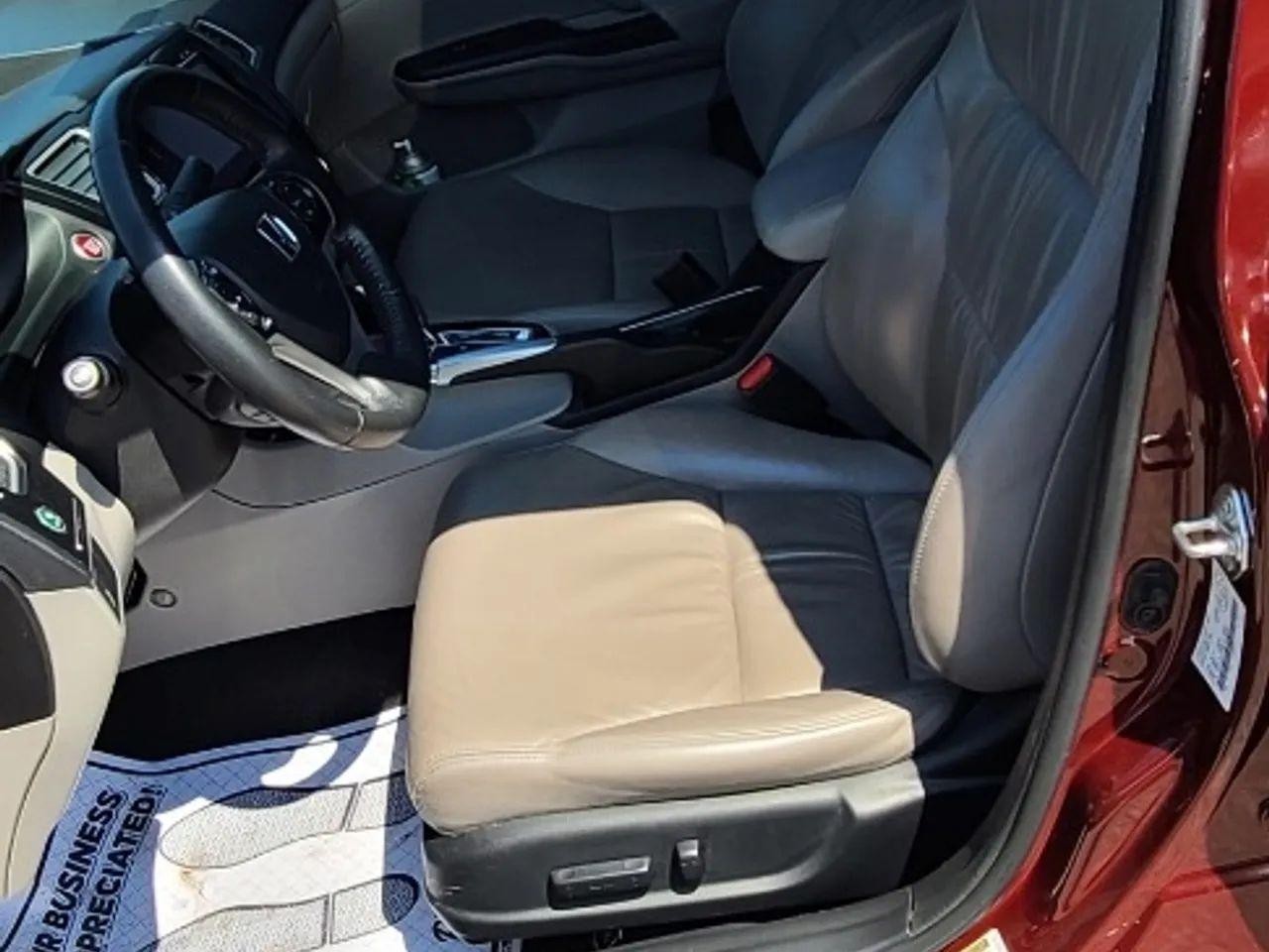 2013 Honda Civic Touring-4