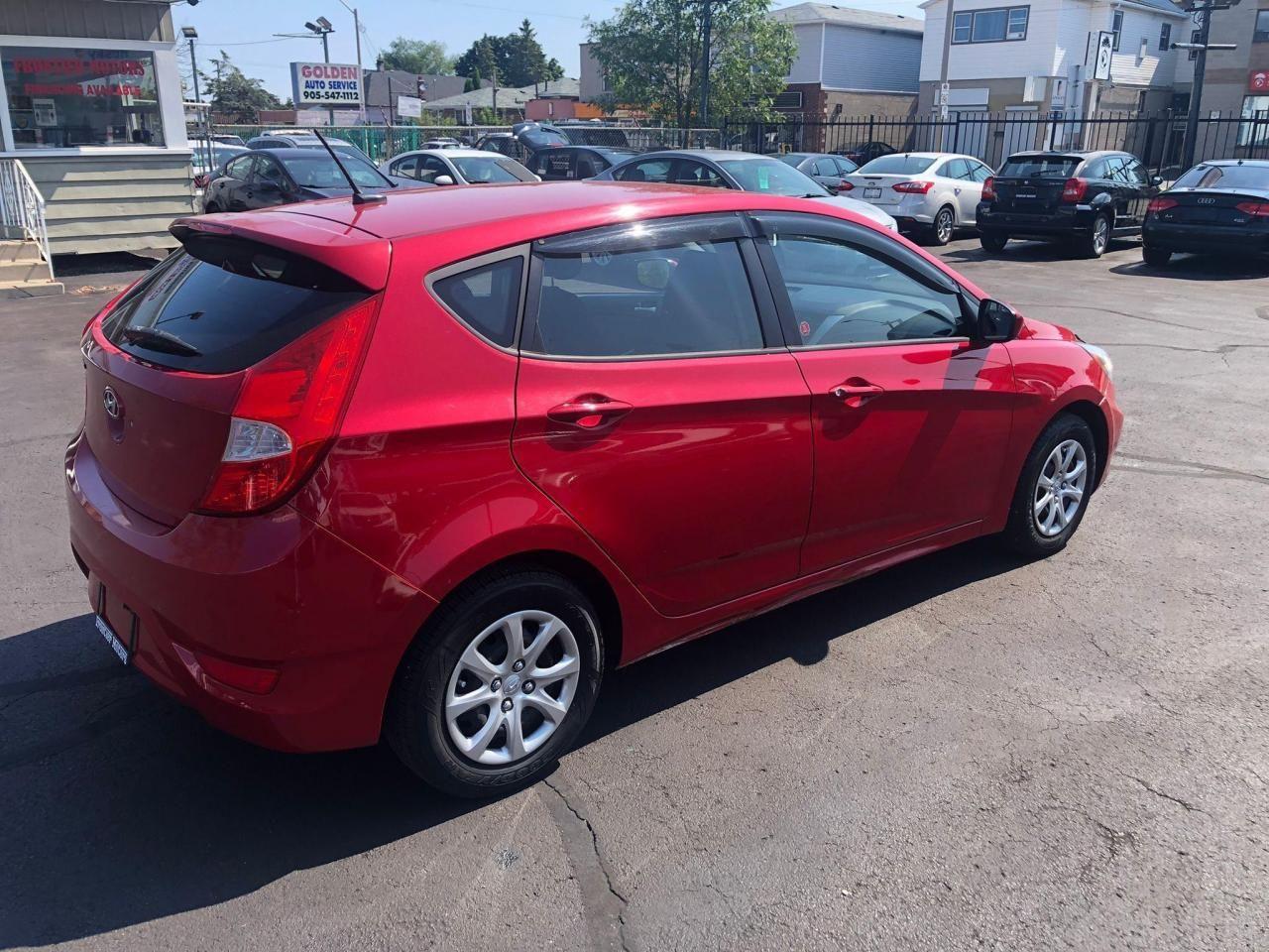 2013 Hyundai Accent GL-2