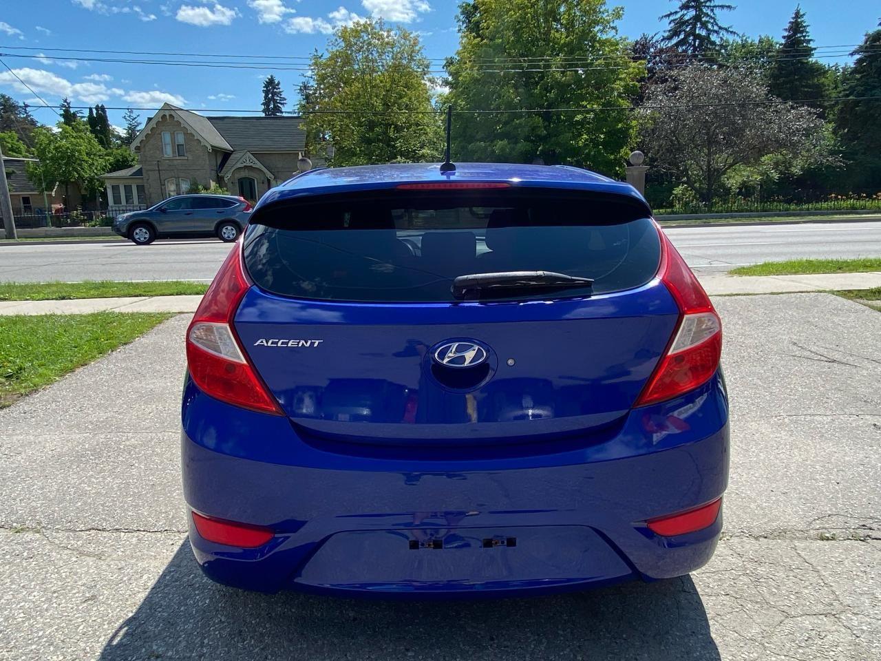 2013 Hyundai Accent GLS-2
