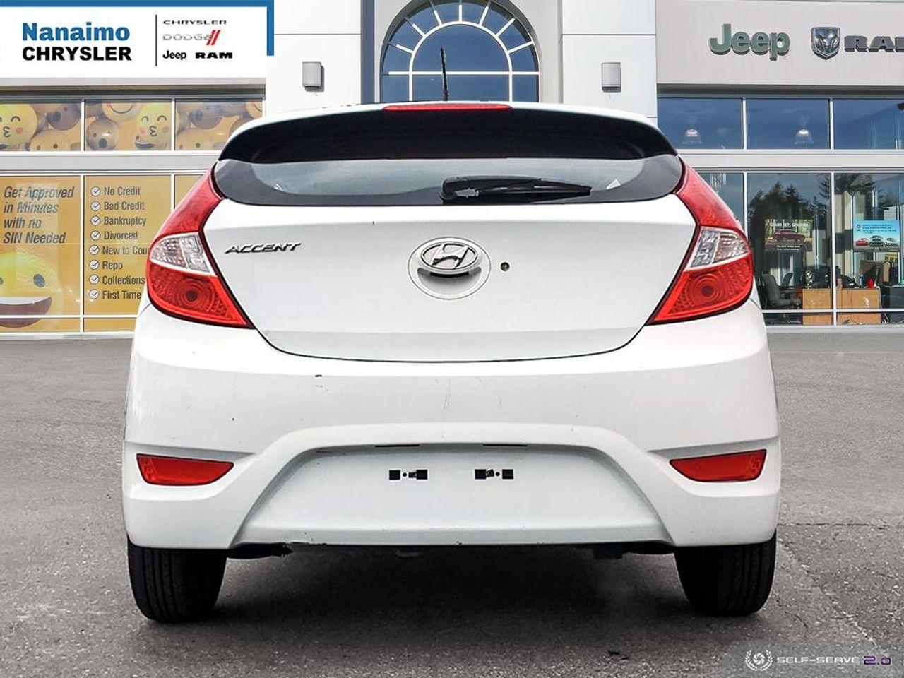 2013 Hyundai Accent GL-4