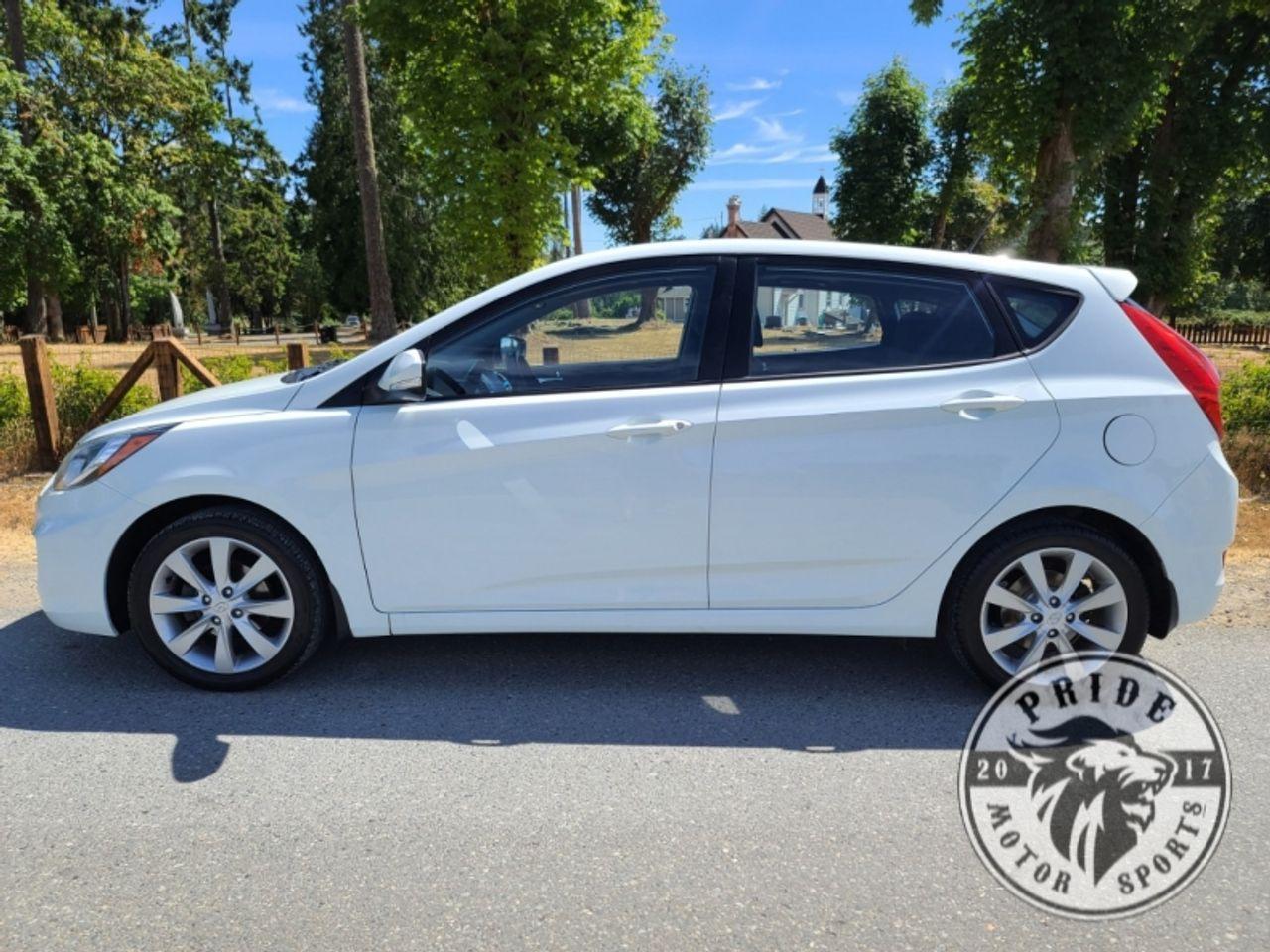 2013 Hyundai Accent GS-1