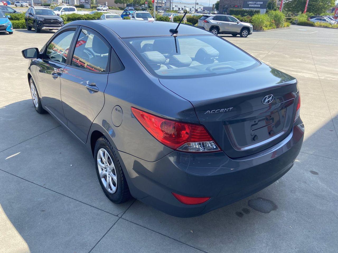 2013 Hyundai Accent L-4