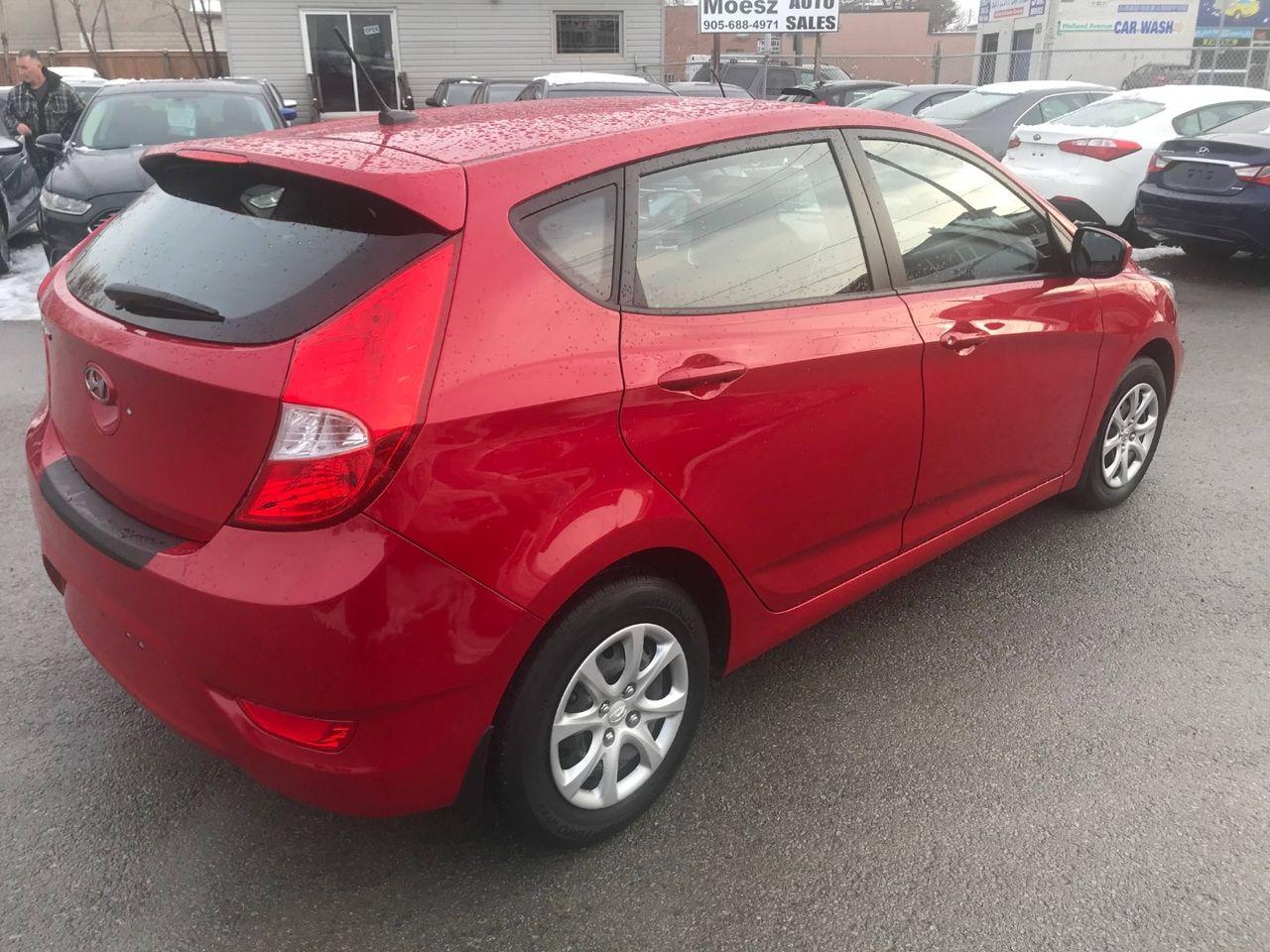 2013 Hyundai Accent L-3