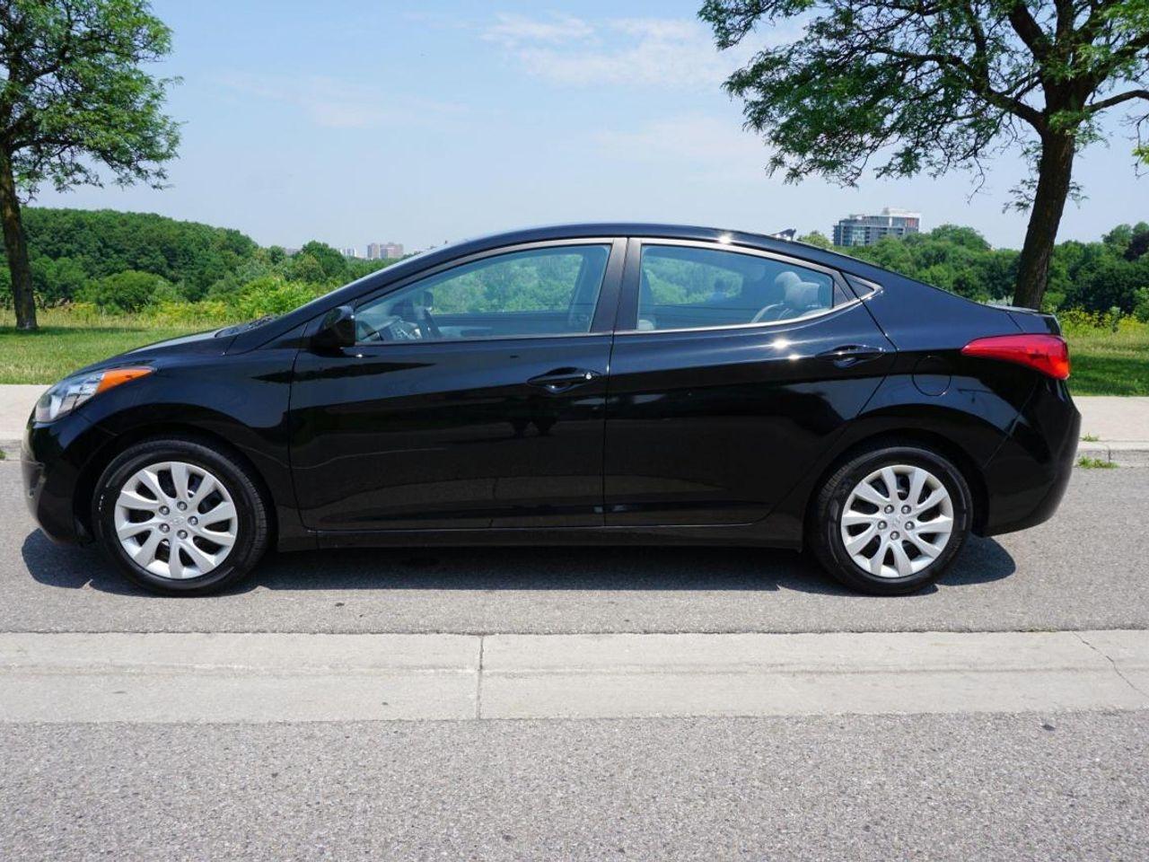 2013 Hyundai Elantra -1