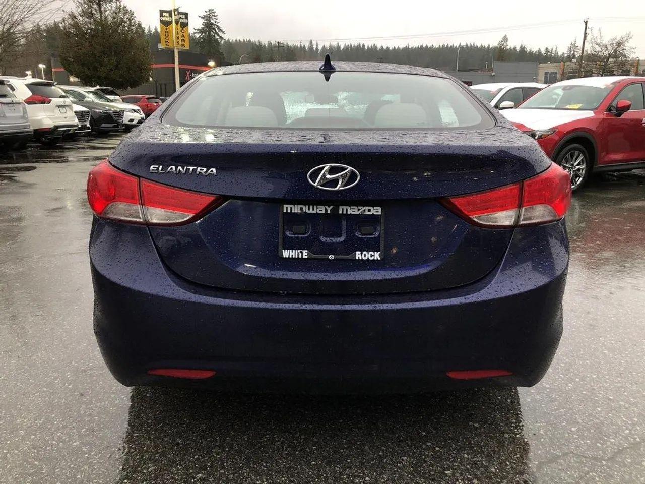 2013 Hyundai Elantra GL-3