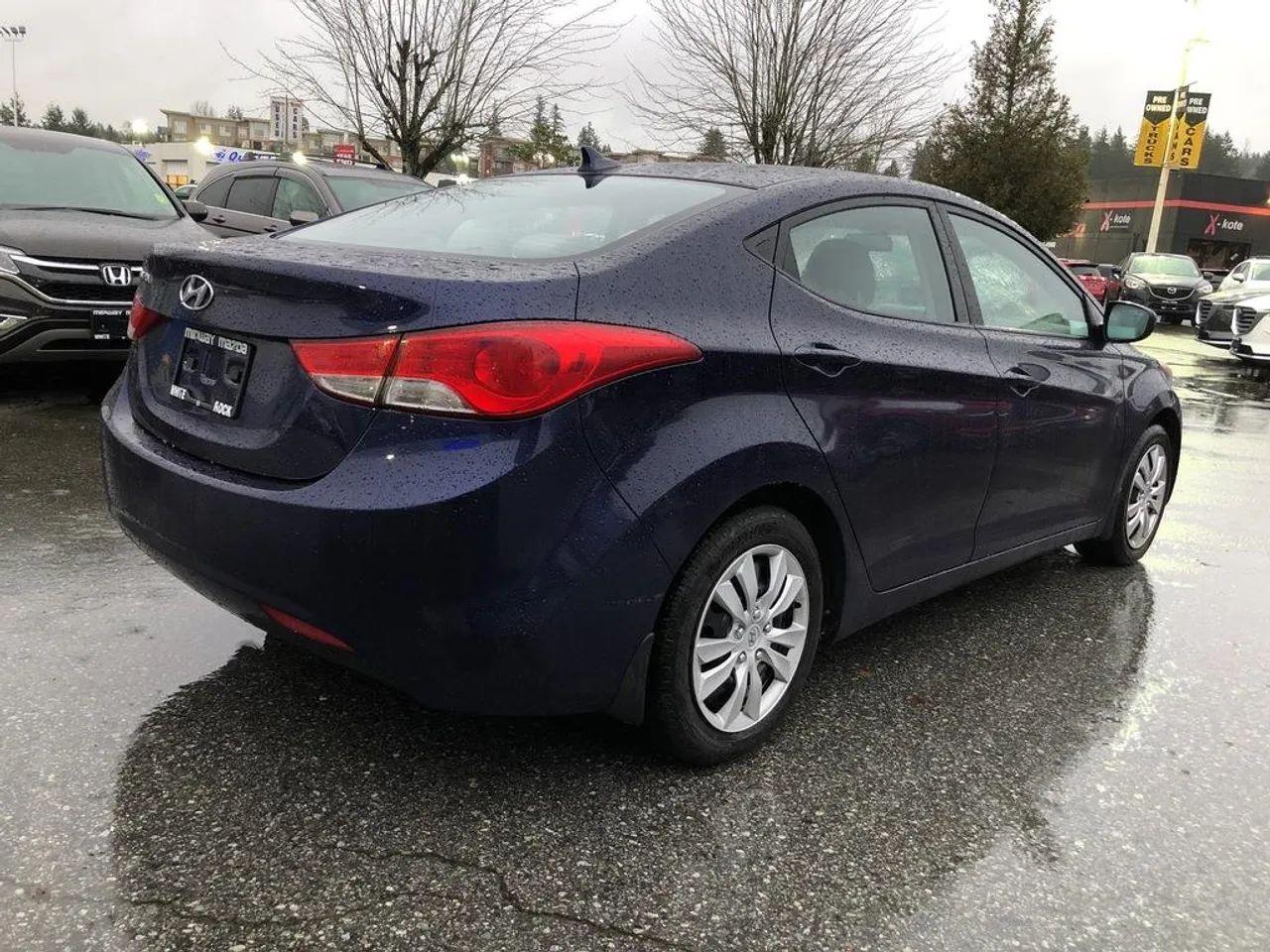 2013 Hyundai Elantra GL-4