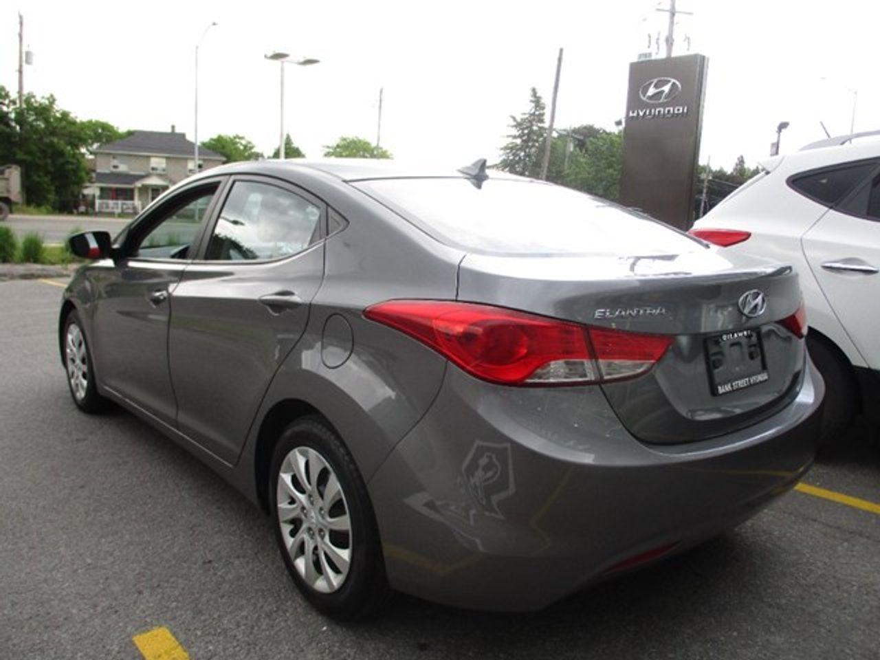 2013 Hyundai Elantra GL-4