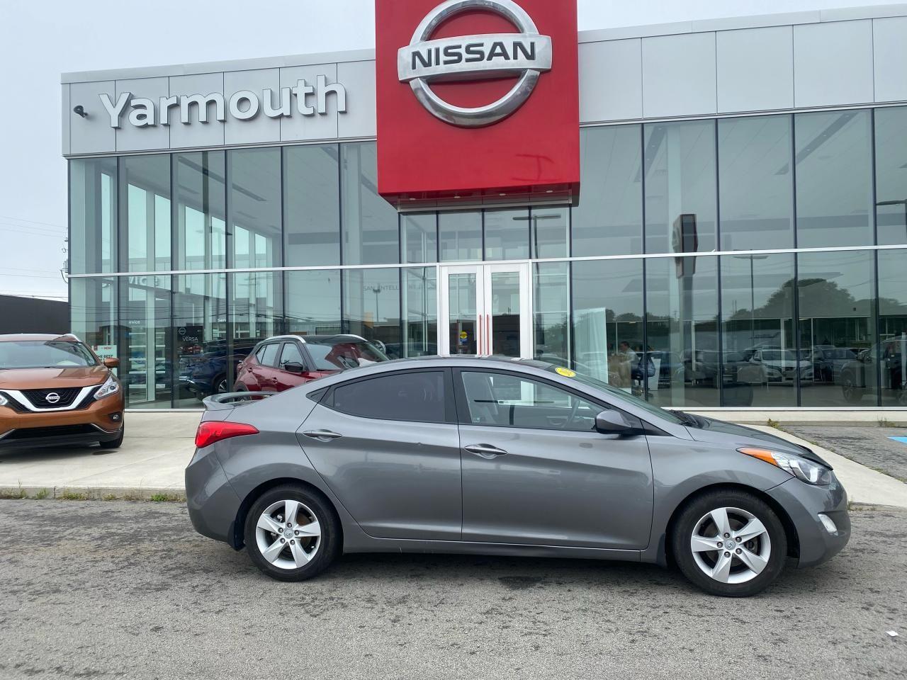 2013 Hyundai Elantra GLS-2