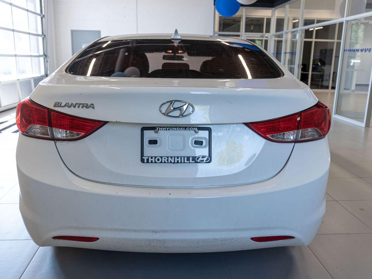 2013 Hyundai Elantra GLS-2