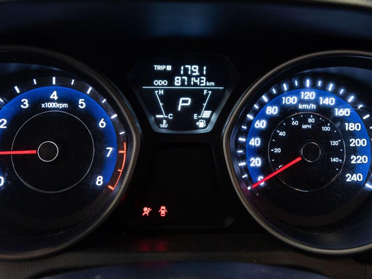2013 Hyundai Elantra GLS-3