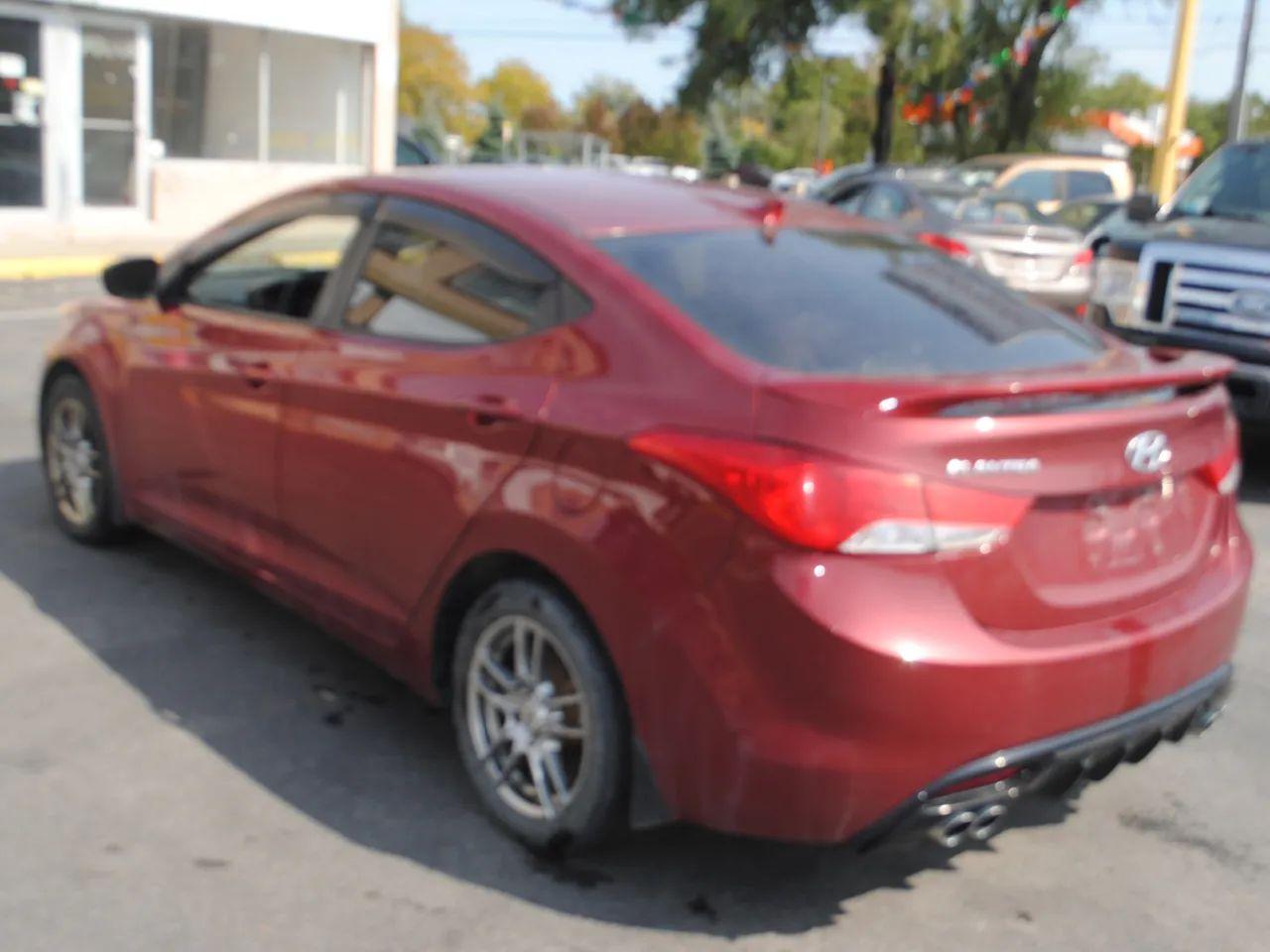 2013 Hyundai Elantra Limited-4