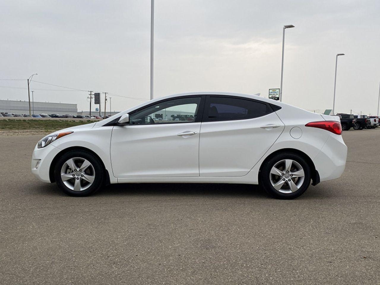 2013 Hyundai Elantra -2