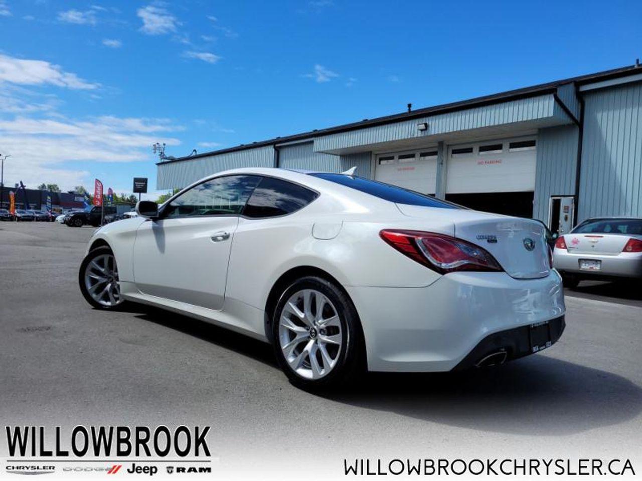 2013 Hyundai Genesis -3