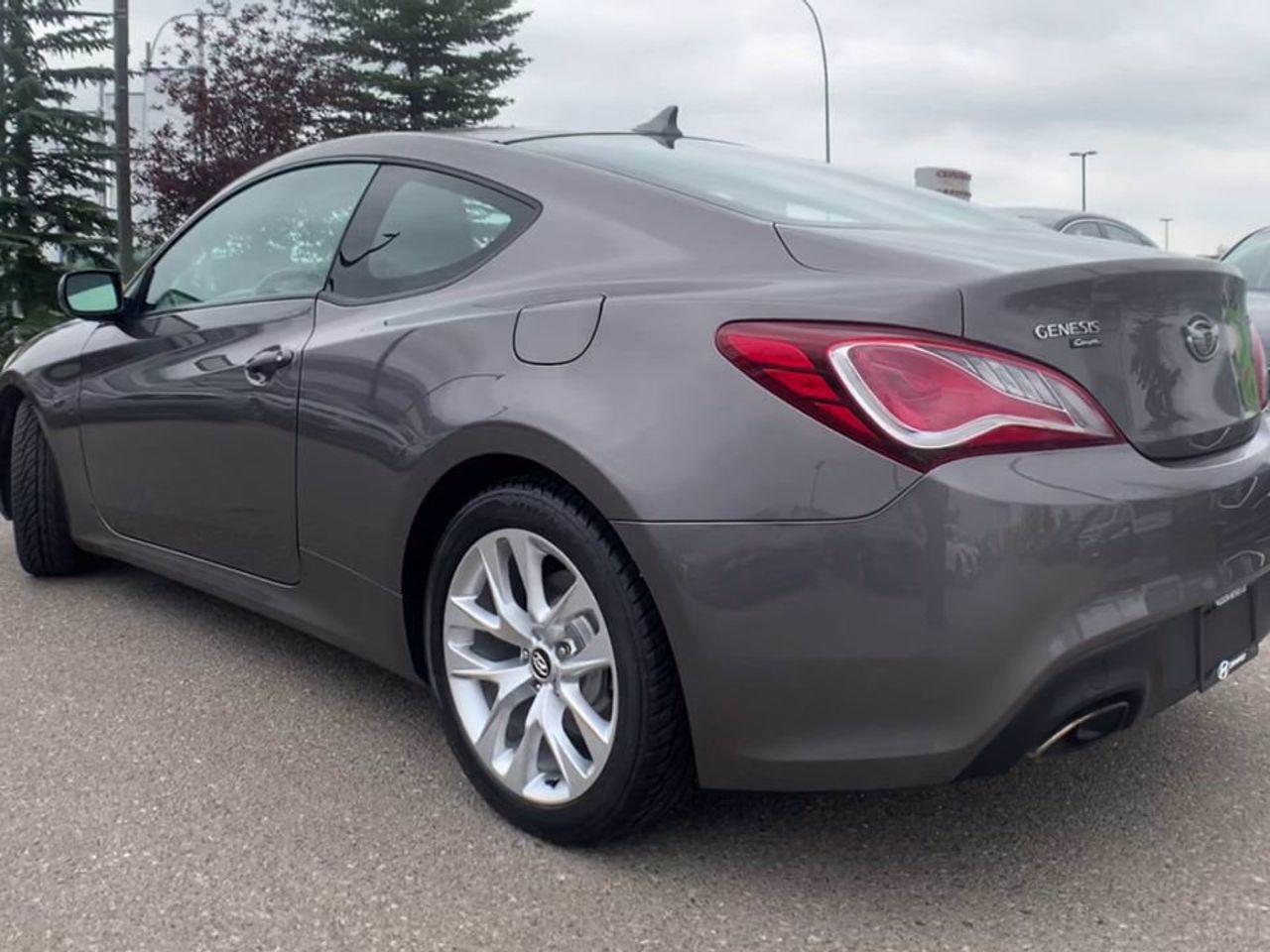 2013 Hyundai Genesis -2