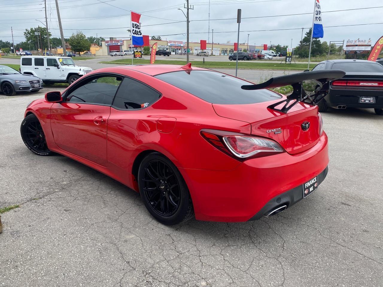 2013 Hyundai Genesis -3