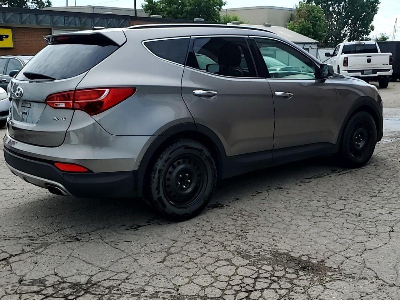 2013 Hyundai Santa Fe -4