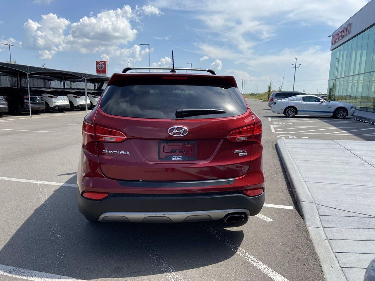 2013 Hyundai Santa Fe Luxury-2