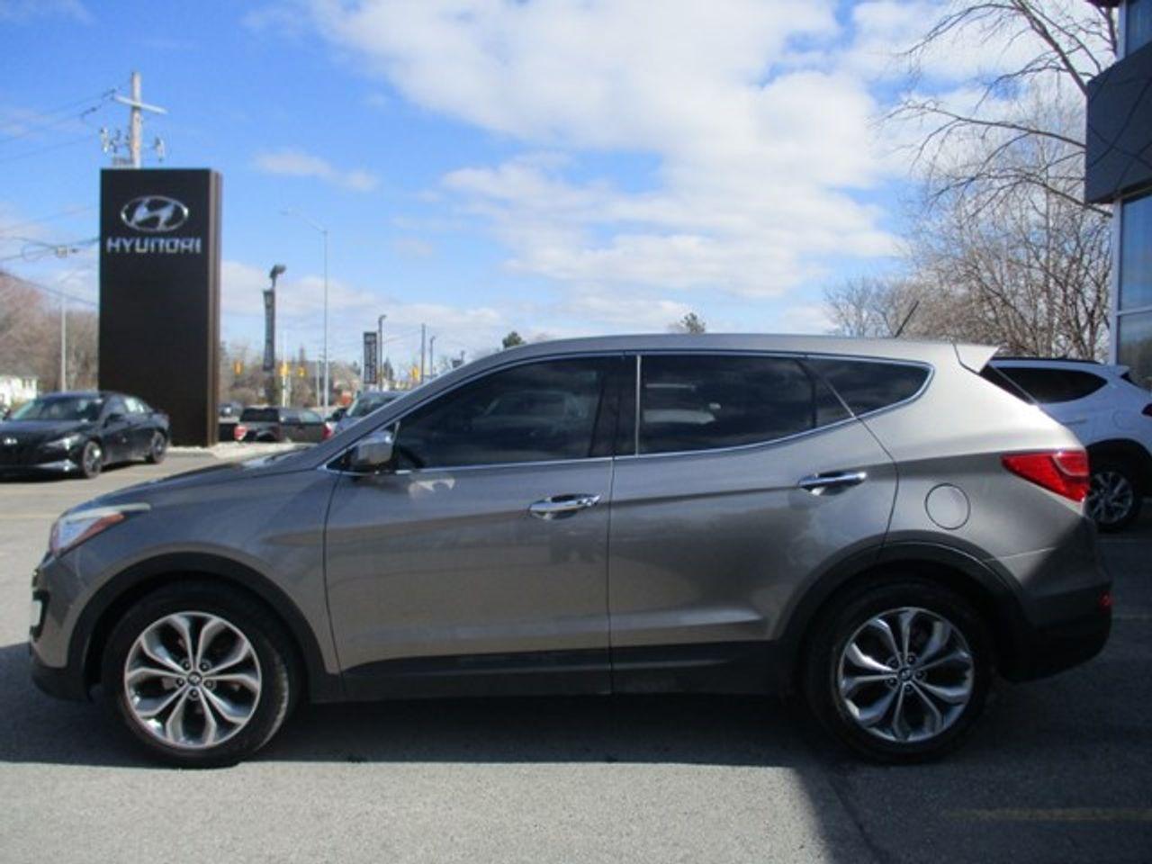 2013 Hyundai Santa Fe SE-4