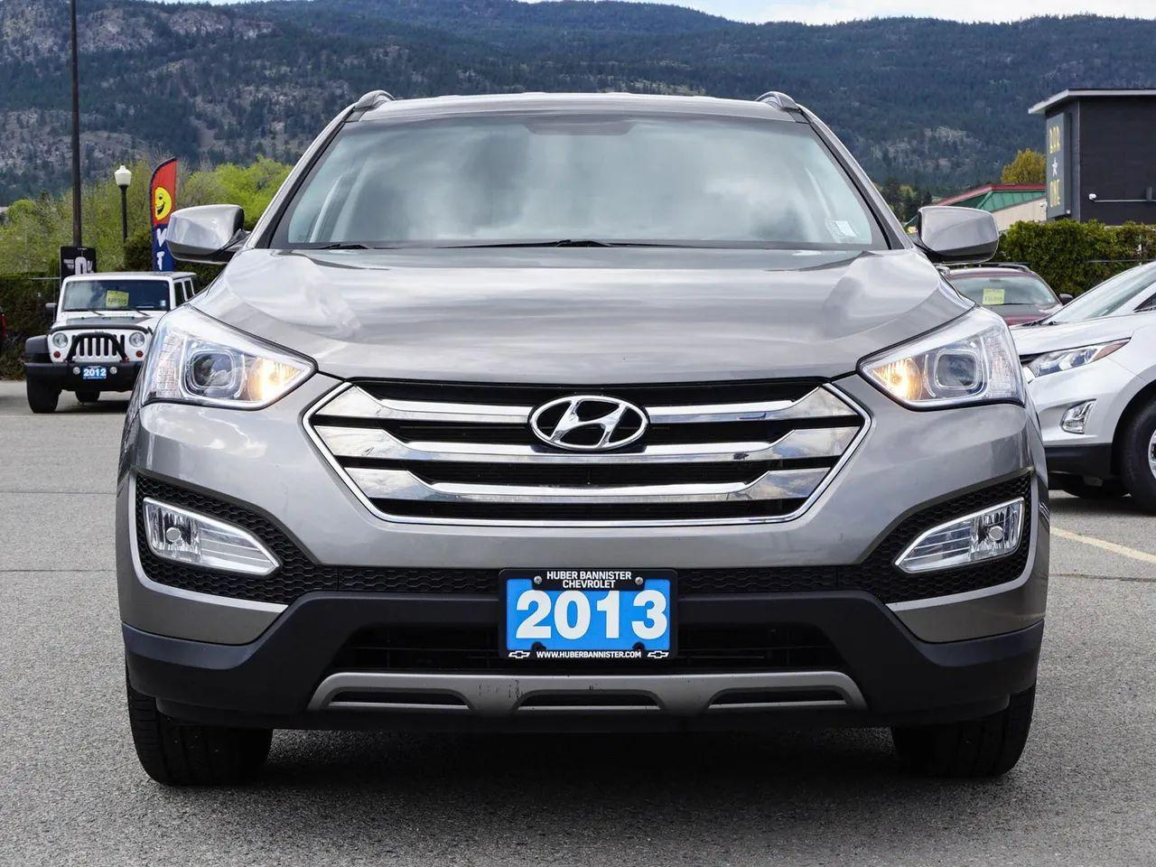 2013 Hyundai Santa Fe -1