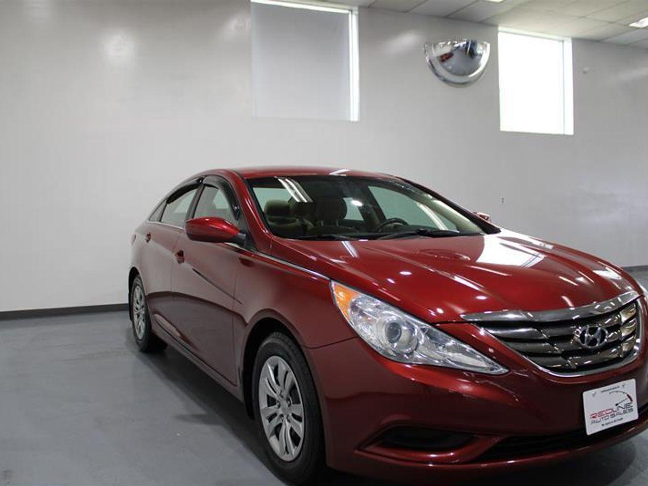 2013 Hyundai Sonata GL-4