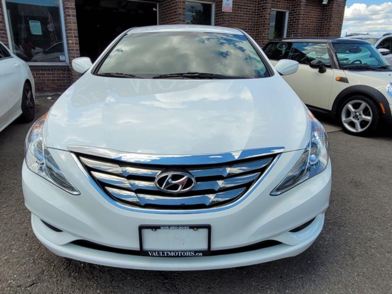 2013 Hyundai Sonata GLS-1