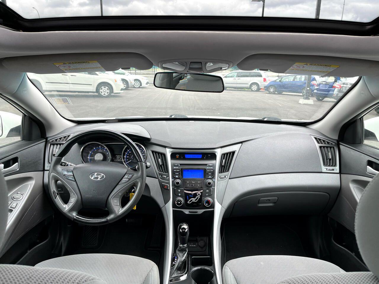 2013 Hyundai Sonata GLS-1