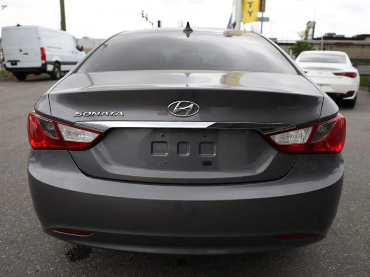 2013 Hyundai Sonata -3