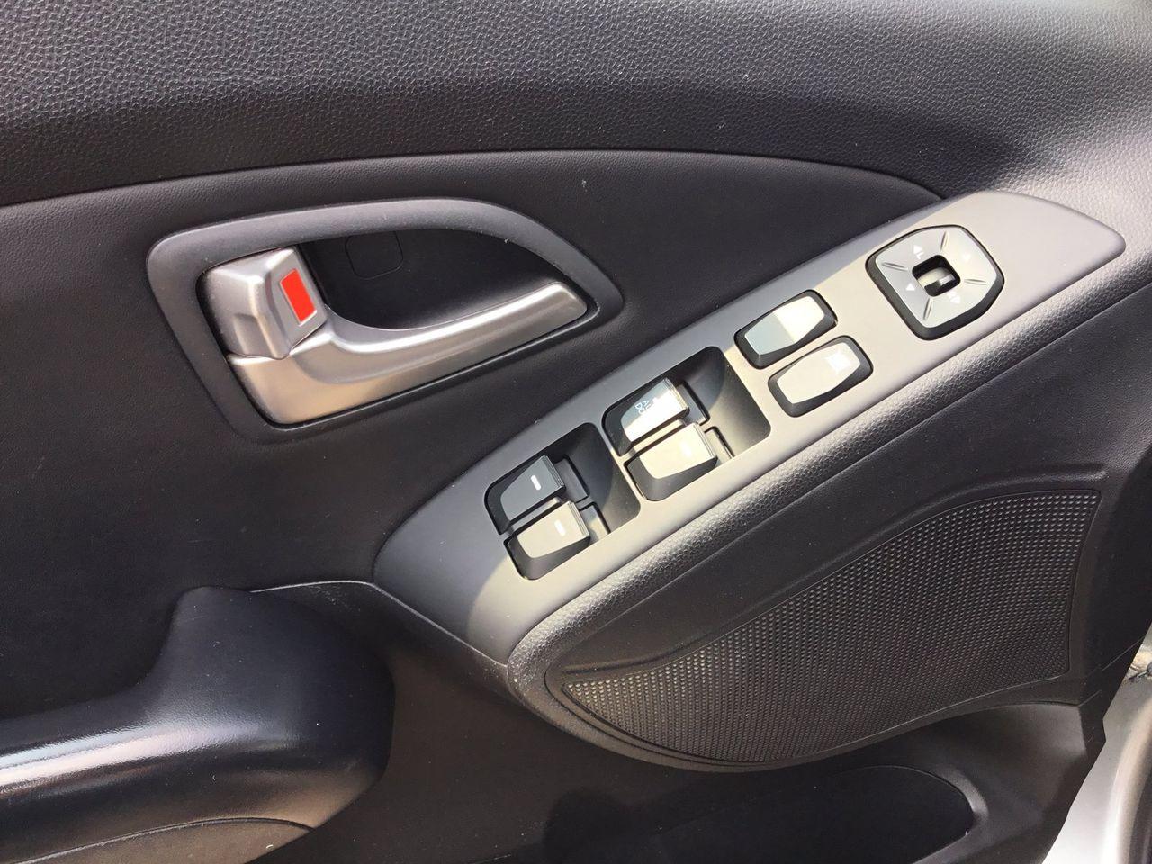 2013 Hyundai Tucson GLS-3
