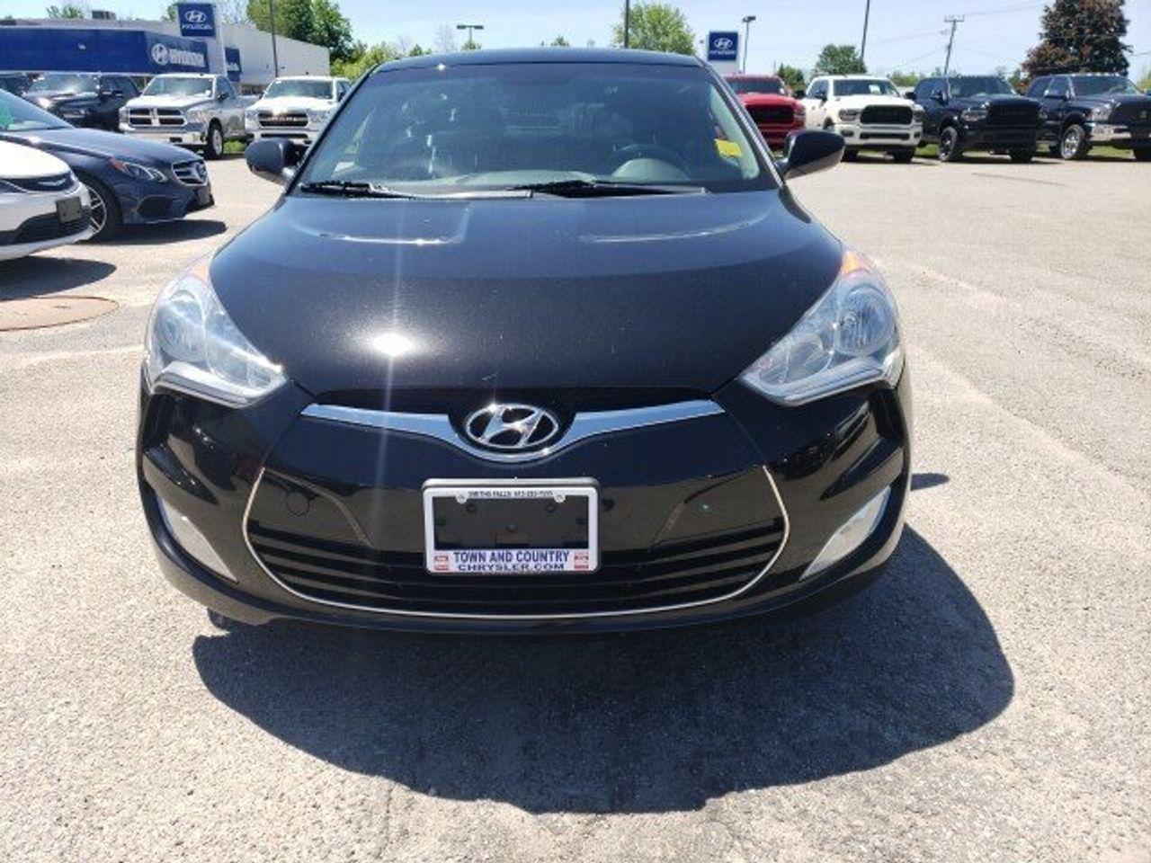 2013 Hyundai Veloster -2