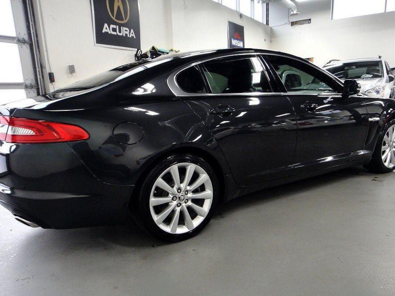 2013 Jaguar XF XF SC-3