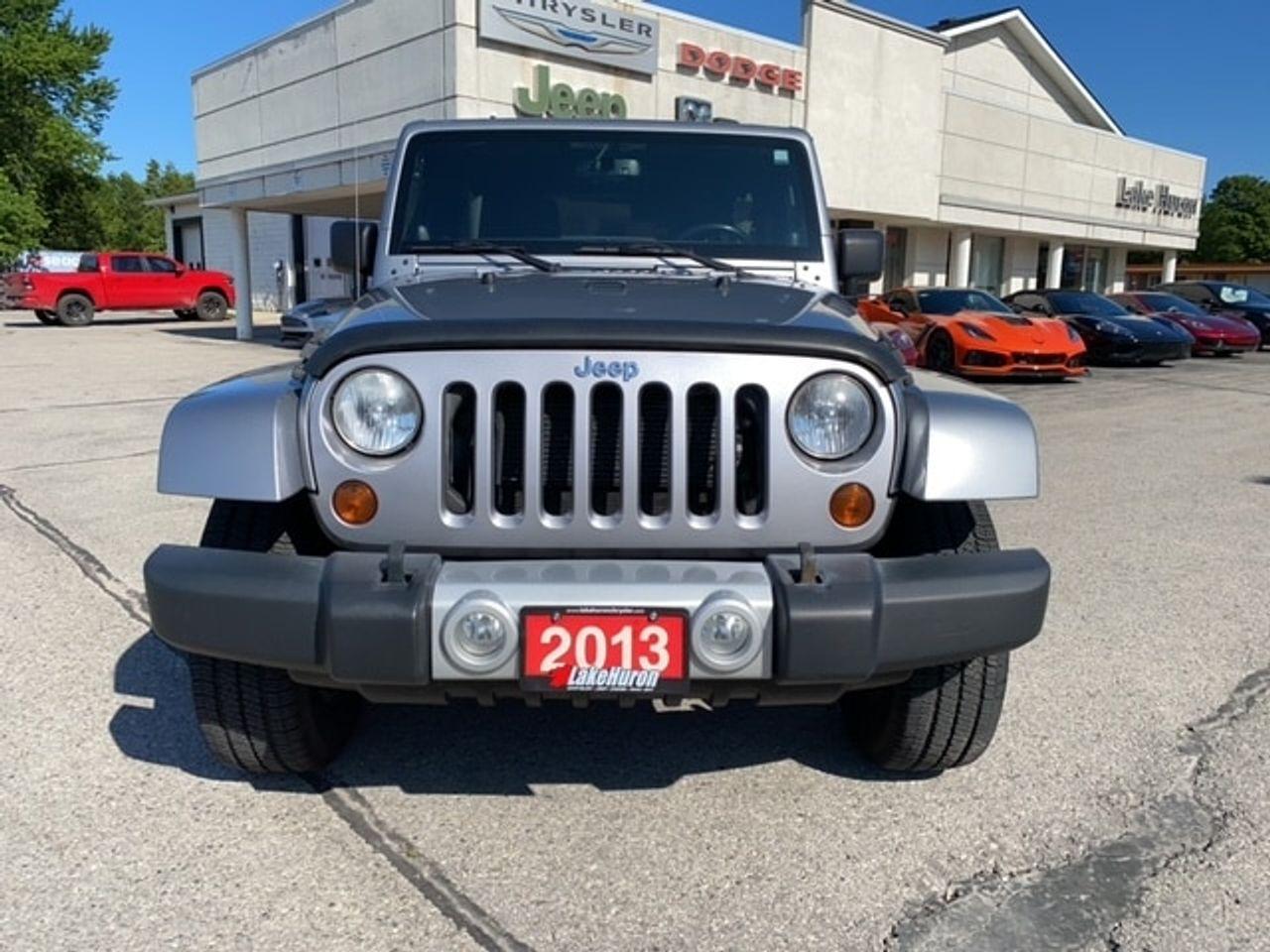 2013 Jeep Wrangler Unlimited -3