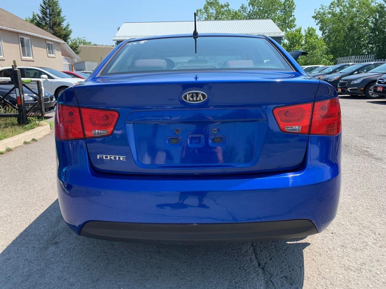 2013 Kia Forte LX-4