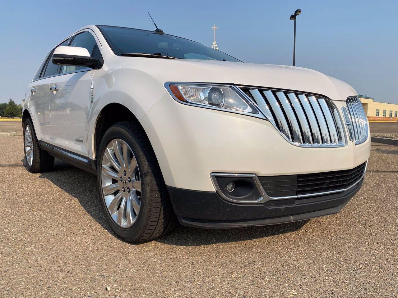 2013 Lincoln MKX Base-2